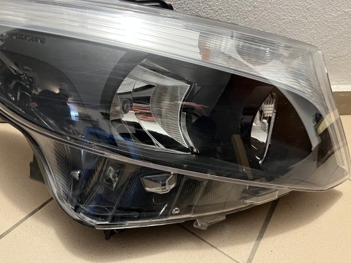 LAMPA FAR PREDNJA STRANA DESNA MERCEDES W447 A447 VITO VIANO A4479067800