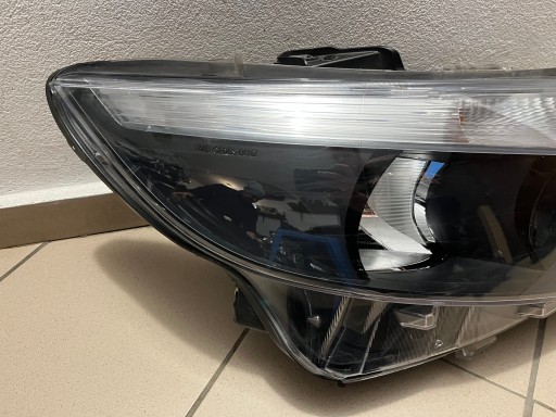 LAMPA FAR PREDNJA STRANA DESNA MERCEDES W447 A447 VITO VIANO A4479067800