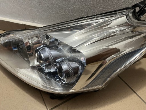 LAMPA FAR PREDNJA STRANA LIJEVA TOYOTA PRIUS REDIZAJN FULL LED 12-