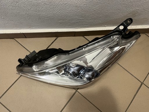 LAMPA FAR PREDNJA STRANA LIJEVA TOYOTA PRIUS REDIZAJN FULL LED 12-