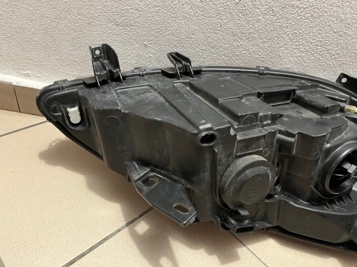 LAMPA FAR PREDNJA STRANA LIJEVA RENAULT SCENIC III 3 REDIZAJN 12- 89906003 LAMPA FAR PREDNJA STRANA LIJEVA RENAULT SCENIC III 3 REDIZAJN 12- 89906003