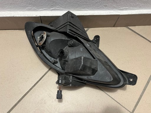 LAMPA FAR MAGLENKA PREDNJA STRANA LIJEVA HYUNDAI IX20 IX-20 10-