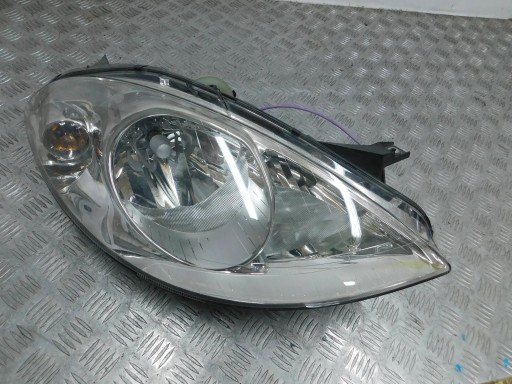 FAR LAMPA DESNI MERCEDES A KLASA W169