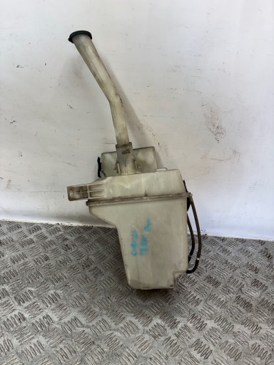 POSUDA ZA PRANJE STAKLA TOYOTA COROLLA VERSO 04-