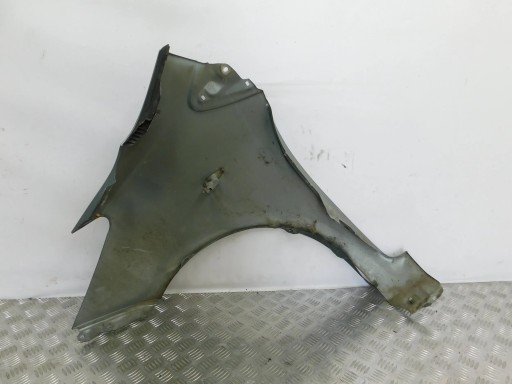 BLATOBRAN PREDNJI DESNI TOYOTA YARIS II 2