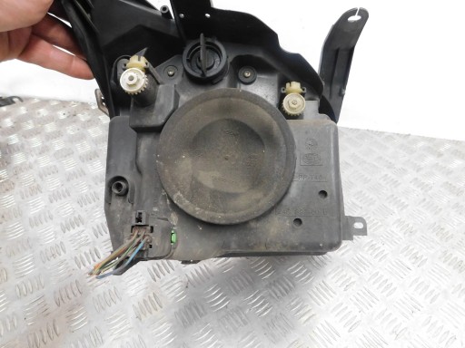 FAR LAMPA LIJEVI FORD FUSION