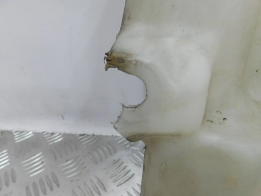 POSUDA ZA PRANJE STAKLA FORD C MAX II MK2 10-