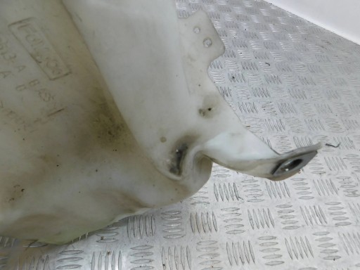 POSUDA ZA PRANJE STAKLA FORD C MAX II MK2 10-