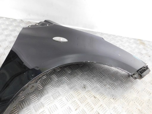 BLATOBRAN PREDNJI DESNI TOYOTA YARIS II 2