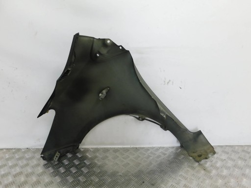 BLATOBRAN PREDNJI DESNI TOYOTA YARIS II 2