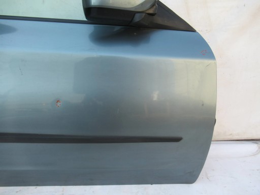 VRATA PREDNJI DESNA SUBARU IMPREZA III