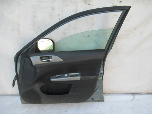 VRATA PREDNJI DESNA SUBARU IMPREZA III