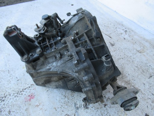 GETRIBA MJENJAČ WCU60H KIA RIO III 1.4 CRDI GETRIBA MJENJAČ WCU60H KIA RIO III 1.4 CRDI