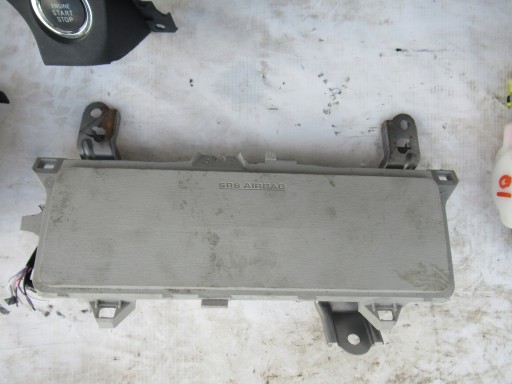 ARMATURA AIRBAG POJASEVI TOYOTA IQ