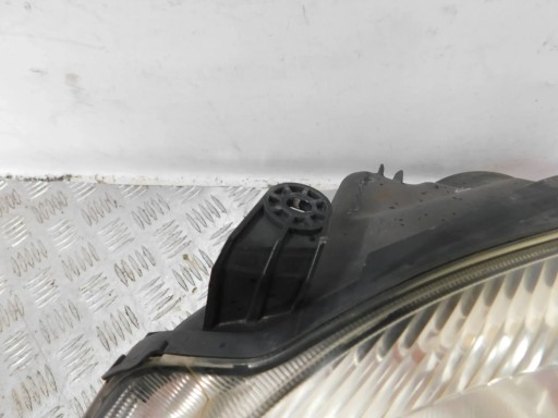 FAR LAMPA LIJEVI SUZUKI IGNIS
