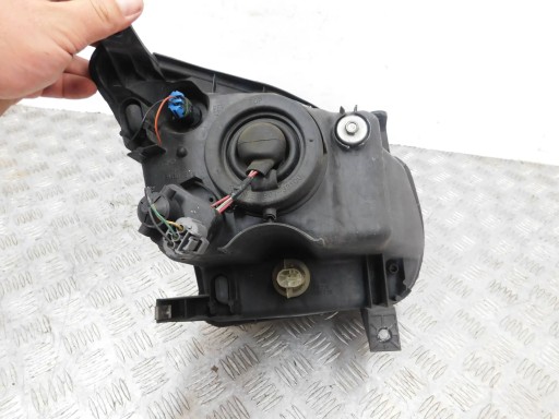 FAR LAMPA LIJEVI SUZUKI IGNIS