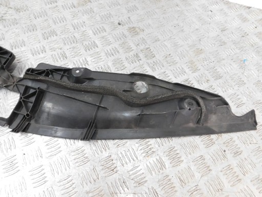 POKLOPAC VEZNI LIM PREDNJEG TOYOTA PRIUS + 53289-47041