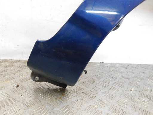 BLATOBRAN PREDNJI DESNI TOYOTA COROLLA VERSO 01-04