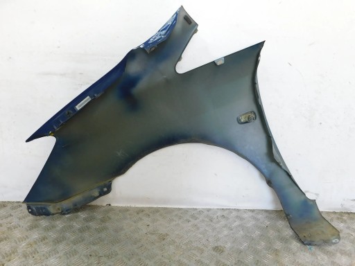 BLATOBRAN PREDNJI DESNI TOYOTA COROLLA VERSO 01-04