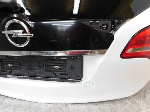 GEPEK ZADNJA  GEPEKA OPEL MERIVA B