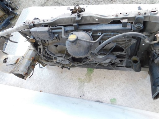 VEZNI LIM PREDNJI GREDA HLADNJACI TOYOTA AVENSIS T25 BENZIN