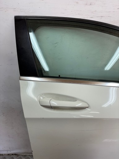 VRATA PREDNJI DESNA RETROVIZOR MERCEDES A KLASA W176 12- VRATA PREDNJI DESNA RETROVIZOR MERCEDES A KLASA W176 12-