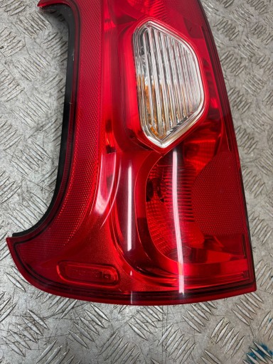 LAMPA FAR ZADNJI ZADNJA LIJEVI FIAT PANDA III 3 LAMPA FAR ZADNJI ZADNJA LIJEVI FIAT PANDA III 3