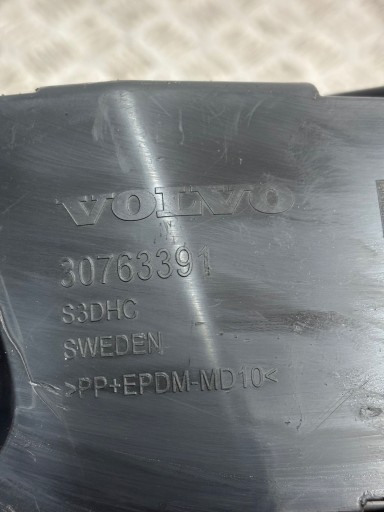 GREDA BRANIKA PREDNJEG VOLVO V70 07-