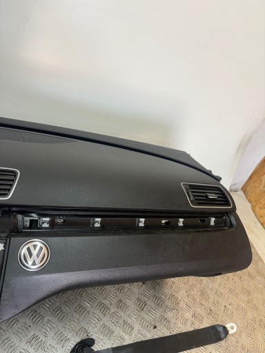 ARMATURA AIRBAG POJASEVI SENSOR VW PASSAT B7