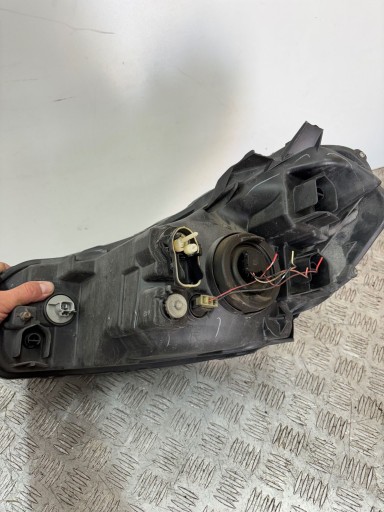 FAR LAMPA DESNI FIAT SEDICI SUZUKI SX4 FAR LAMPA DESNI FIAT SEDICI SUZUKI SX4