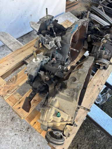 GETRIBA MJENJAČ 1.3 JTD FIAT DOBLO 10-