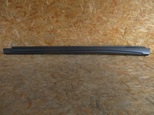 LAJSNA PRAGA POKLOPAC LIJEVA STRANA MERCEDES W117 A W176