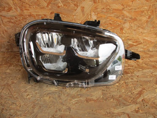 LAMPA FAR PREDNJA STRANA DESNA CITROEN C3 III LED VISION
