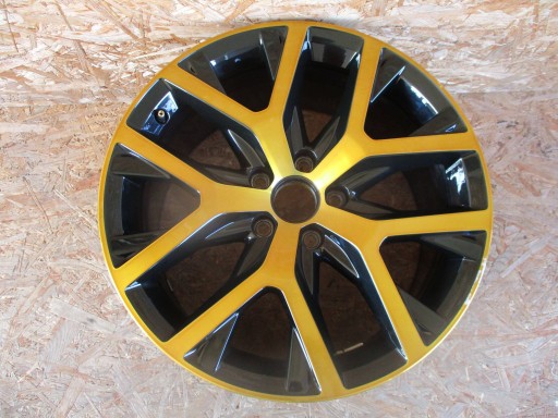 FELGA ALUMINIJSKA VW BEETLE 5C0 8JX18 ET44 5X112