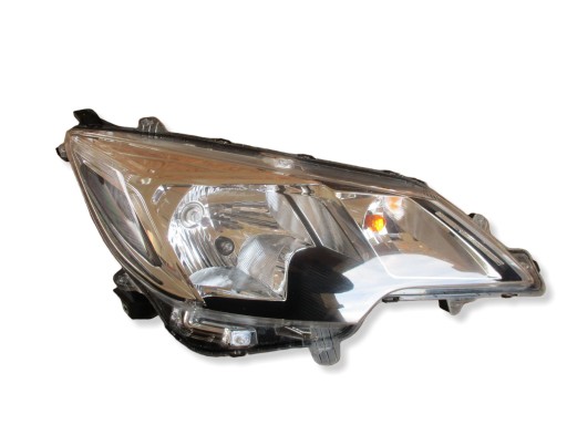 LAMPA FAR PREDNJA STRANA DESNA MITSUBISHI SPACE STAR II REDIZAJN 20-