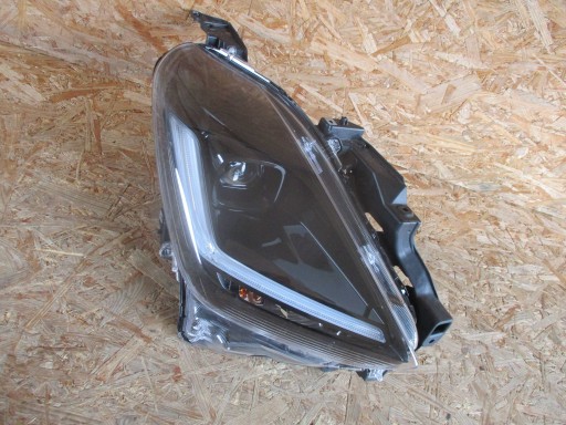 LAMPA FAR PREDNJA STRANA DESNA SUZUKI SWIFT MK9 FULL LED