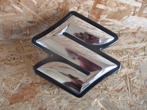 EMBLEMAT ZNAK SUZUKI SX4 S-CROSS II 21-