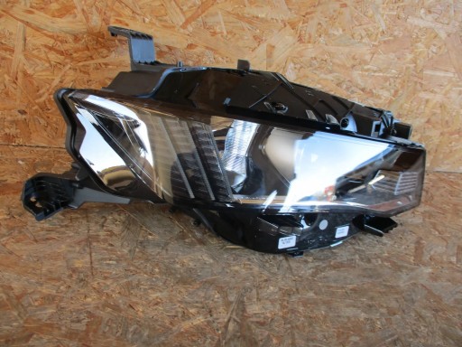 LAMPA FAR PREDNJA STRANA DESNA PEUGEOT 508 II LAMPA FAR PREDNJA STRANA DESNA PEUGEOT 508 II