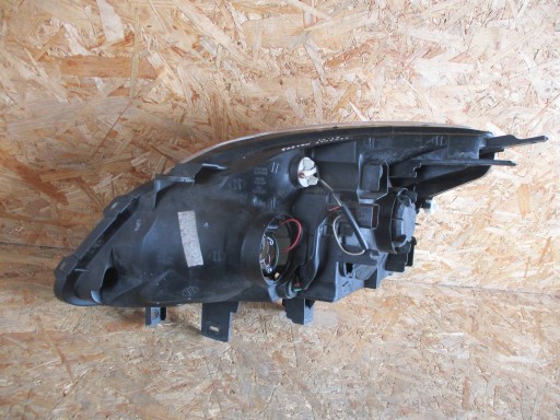 LAMPA FAR PREDNJA DESNA STRANA RENAULT KOLEOS I
