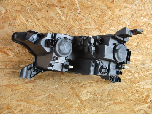 FAR LAMPA DESNA STRANA CITROEN DS3 CROSSBACK