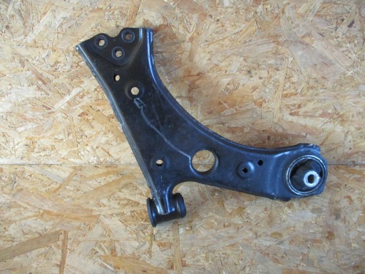 VILICA PREDNJA STRANA DESNA JEEP COMPASS II 17- VILICA PREDNJA STRANA DESNA JEEP COMPASS II 17-