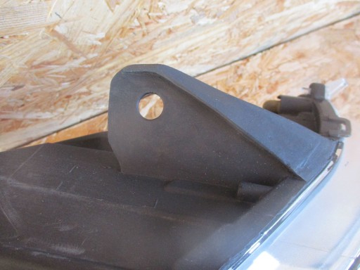 LAMPA FAR PREDNJA STRANA DESNA OPEL MERIVA B LAMPA FAR PREDNJA STRANA DESNA OPEL MERIVA B