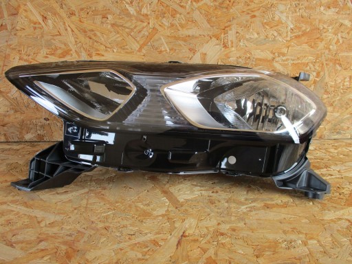LAMPA FAR PREDNJA STRANA LIJEVA CITROEN DS3 CROSSBACK