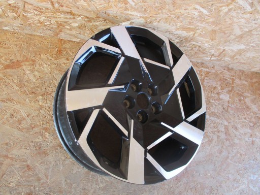 FELGA ALUMINIJSKA HYUNDAI SANTA FE TUCSON 8,5JX20 ET54 5X114,3 FELGA ALUMINIJSKA HYUNDAI SANTA FE TUCSON 8,5JX20 ET54 5X114,3