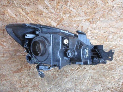 LAMPA FAR PREDNJA STRANA LIJEVA MITSUBISHI LANCER VII LAMPA FAR PREDNJA STRANA LIJEVA MITSUBISHI LANCER VII