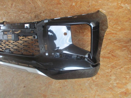 BRANIK PREDNJA STRANA MITSUBISHI L200 19- BRANIK PREDNJA STRANA MITSUBISHI L200 19-