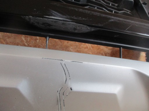 BRANIK PREDNJA STRANA MITSUBISHI L200 19- BRANIK PREDNJA STRANA MITSUBISHI L200 19-