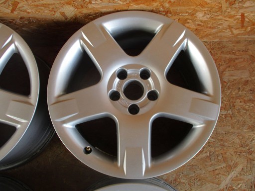 FELGA ALUMINIJSKE AUDI A6 C5 ALLROAD 7,5JX17 ET25 5X112