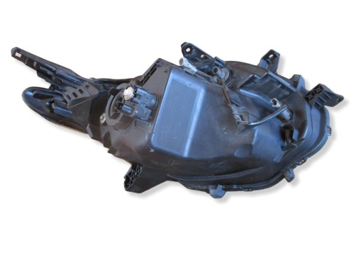 LAMPA FAR PREDNJA STRANA LIJEVA MITSUBISHI L200 15-19 FIAT FULLBACK 16-