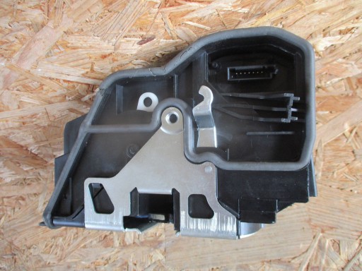 BRAVA VRATA PREDNJIH LIJEVIH BMW E90 E92 E60 E61 F20 F31 F34 F80 F10 F11 BRAVA VRATA PREDNJIH LIJEVIH BMW E90 E92 E60 E61 F20 F31 F34 F80 F10 F11